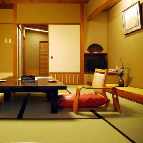 Yukemurino-Yado Biwanso Nanao Zimmer foto